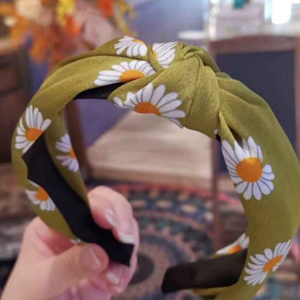 Green Silken Daisy Headband with Topknot